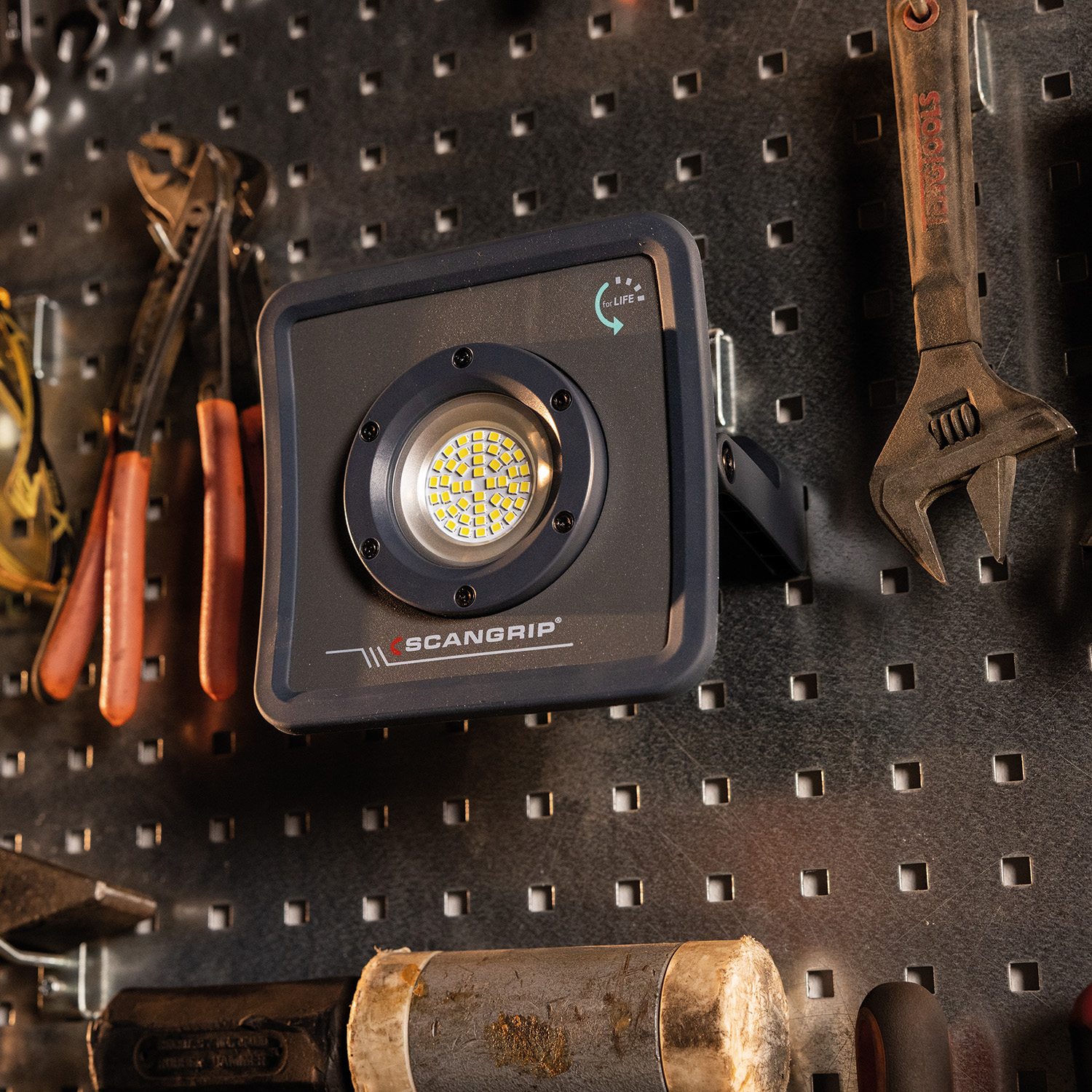 SCANGRIP NOVA R "For Life"